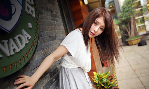 源城想找一个女性生孩子给报酬-｛找个女人生孩子多少钱｝